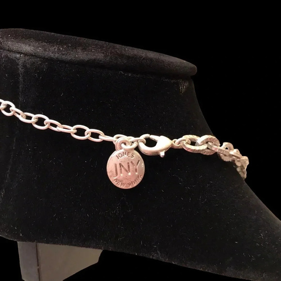 Jones New York Costume Silver Necklace with Crystal Gems - Picture 4 of 7